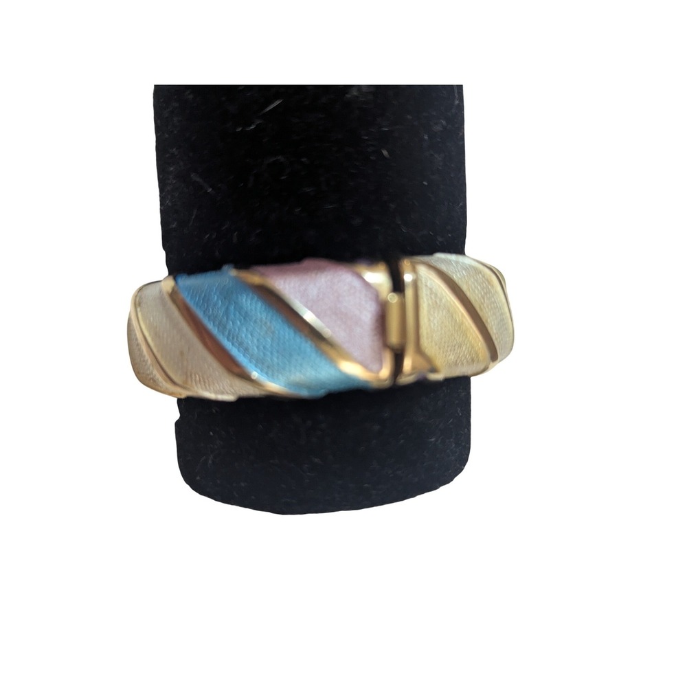Vintage Pastel‎ Enamel Hinge Bangle Bracelet Gold Tone Textured Striped Retro